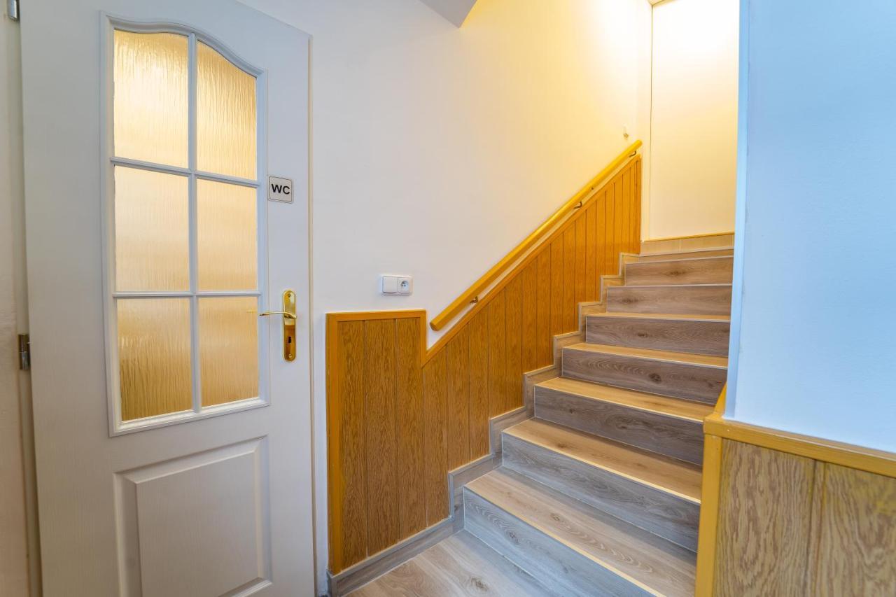 Lukas Apartments Jachymov Bagian luar foto